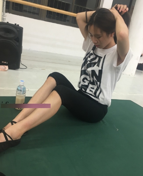 76V精选：华裔大学萌妹清纯汇合，11.2G四朵金花美女主播斗鱼素人渣男学长自拍粉嫩真实绅士纯情小白兔妩媚狐狸精