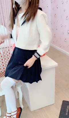 热血沸腾!赛高酱JK水手服秀,妹子气质,网红苗条,白嫩极品几部作品