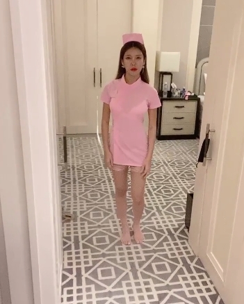 GatitaYan：仙女外貌魔鬼身材火辣表演合集