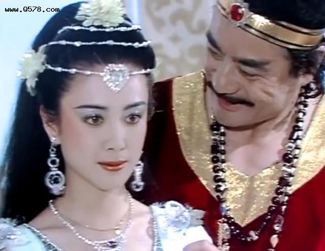 《封神榜》4K高清修复版：苏妲己美貌深入人心，古装神话历史视觉盛宴！