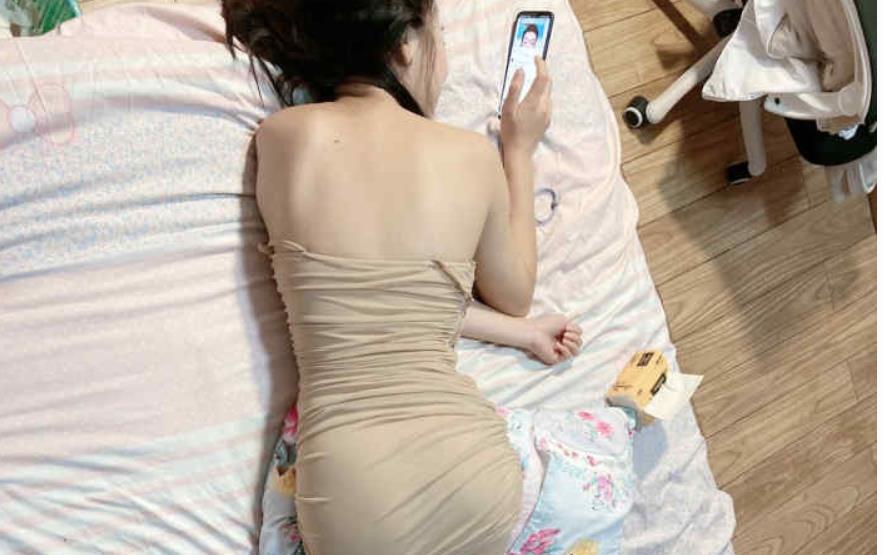 某推第二弹：颜值反差精彩合集，143套35.3G，性感、可爱、清纯多种口味！