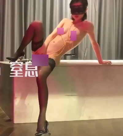 推特大神_dom窒息咖啡店女老板作品一部