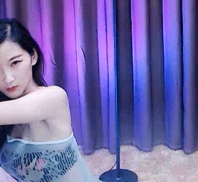 小小兔：虎牙性感女主播作品合集，颜值与身材并存