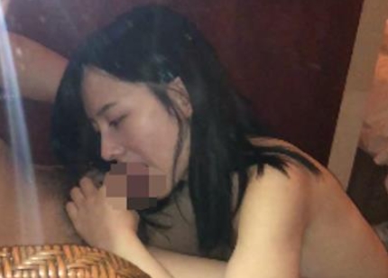 网游小姐姐穿着网袜的清纯二次元角色