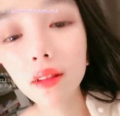 性感女神烈焰紅唇，展示性感翹臀，多毛騷bi掰開特...[1V+622MB][百度盘]