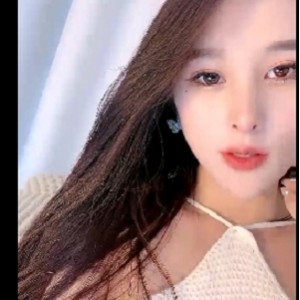 转载搬运精选尤物气质网红女神初沉沦1V+四人游+702MB百度盘