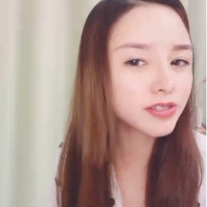 搬运女神黑色网袜美腿1V+四人游1.48GB百度盘双重压缩