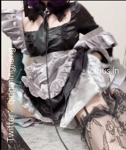 小青茗COS私拍精选天然光“阴”nen+bi，换装黑丝喷血诱惑，水晶棒紫薇，一币白嫖，《含妙传》