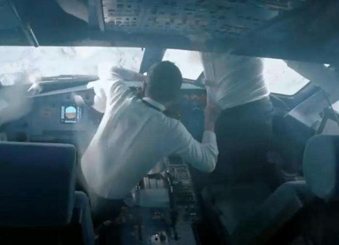 中国机长+4K+HDR+向英雄的川航+3U8633机组致敬真实事件改编电影！