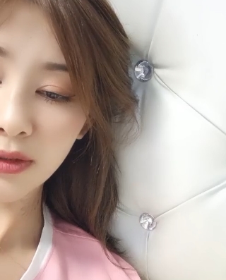 极品御姐女主播+糖璃儿草莓洛儿直播作品一部