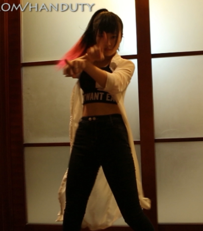 “24.3g老资源补，‘打屁屁’节目精彩内容按需下载”