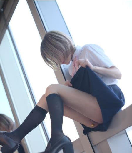 网红浮力姬KilledHypocrisy三人游戏视频合集[10-6V-874M]，宅男必看！