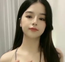 国色天香女神主播展现完美身材