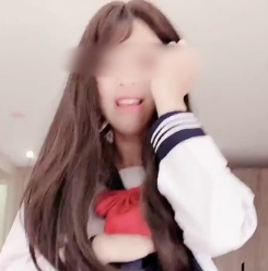 妹子女神优咪小小狗Yumi92V618P8.70G百度精品礼包