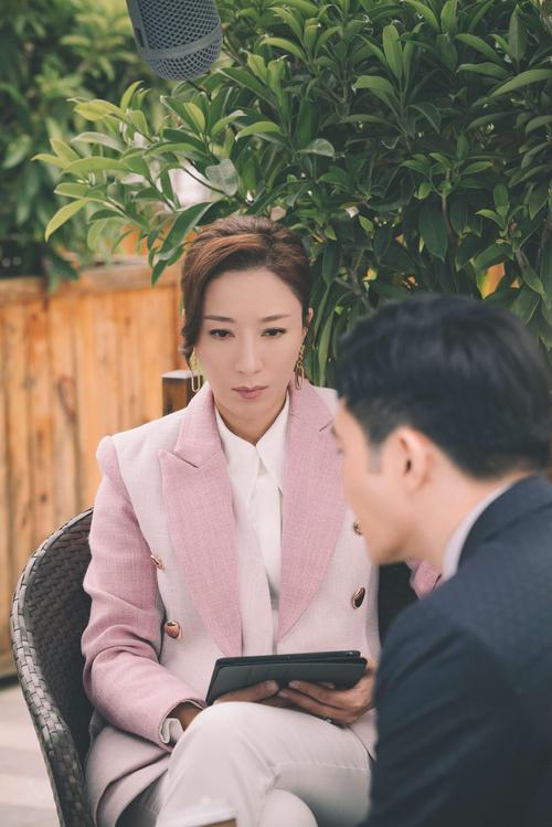 2022年最新发行：《家族荣耀：4K国粤双语、中字，张智霖杨茜尧主演的家庭剧，拾遗拾忆，感受家庭温暖》