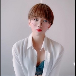 《TSjieun合集273v–41G：性感网红jieun的吃瓜视频大集合》