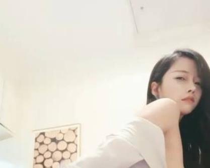 虎牙主播：一库一库_各种舞蹈剪辑合并