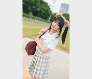 最新（铭铭Kizami）摇摇乐萝莉资源