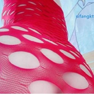 最新番茄主播桃theone越来越会玩