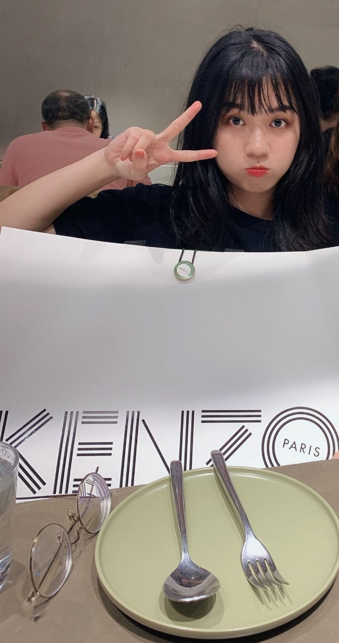 最新高颜值学生小妹龚倩莹私密资源资源