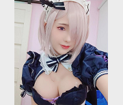 最新万人求购OnlyFans极品百变萌妹嫩妹minichu小姐姐资源