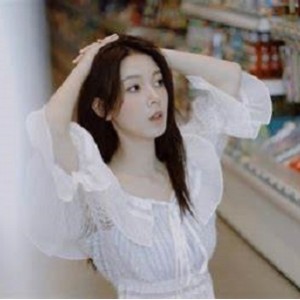 最新街拍《商场写真》作品