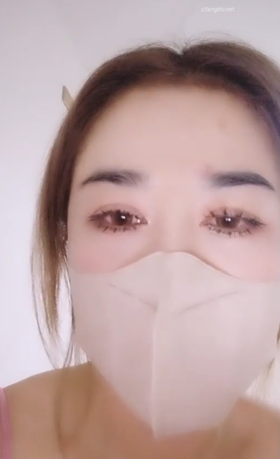 健身房妹子+翘臀桃桃555v284g