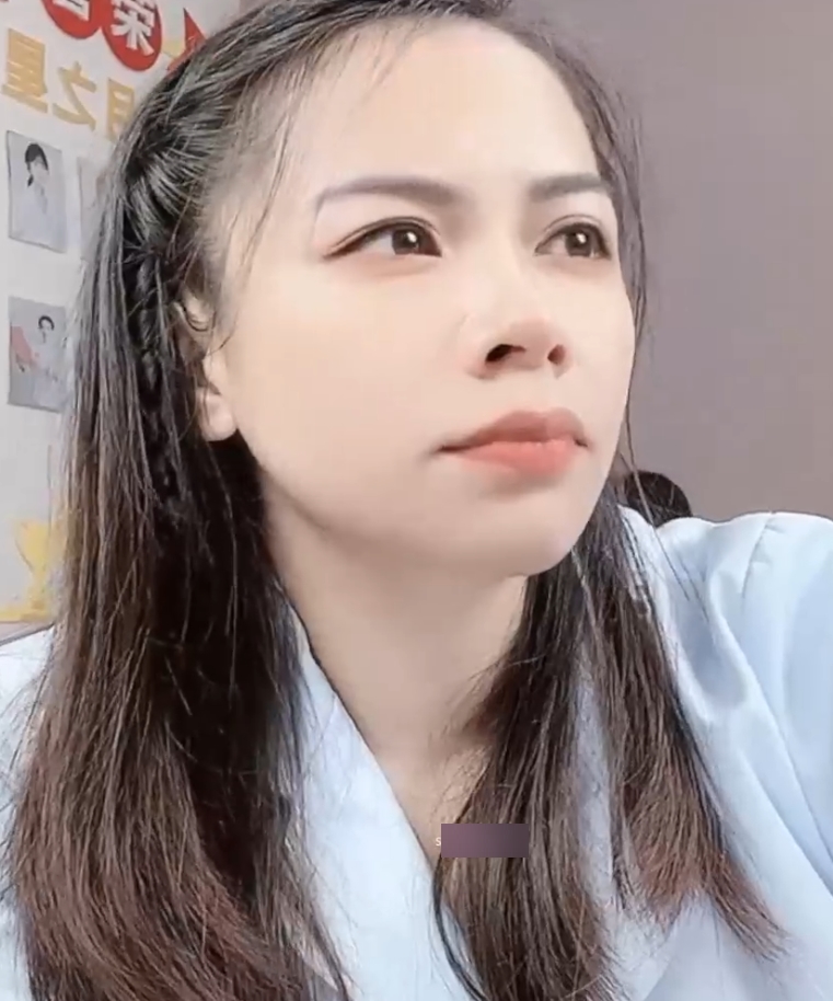 [转载搬运]+stripchat新女神，办公室里的给力，【wenwen1688】，优质双女，互动互摸+[5v+4.9g][附件下载]