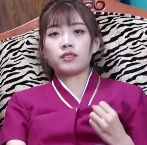 哗哩哗哩《小影南航》果足空姐黑丝的诱惑