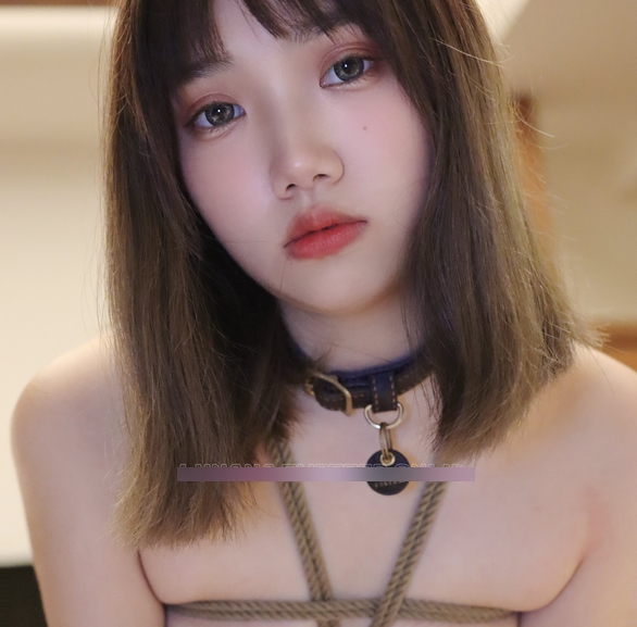 喜欢捆绑自虐的妹子《Lunana》自虐合集
