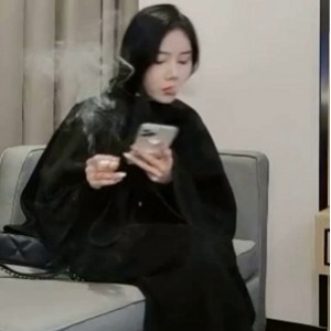 神秘纹身优质女：步宾与小宝约会视频，时长1.5小时，黑白对比，翻车吵架情绪变化