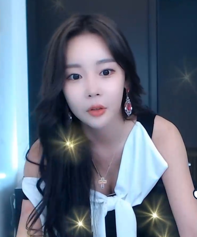 朴素恩热舞精选：12个视频2.3G，舞姿优美动人