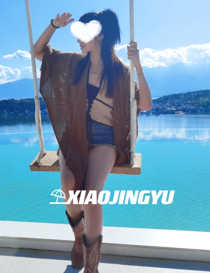 女神百度福利曼妃小雨最新合集82V13.4G，偶遇粉丝被舔脚