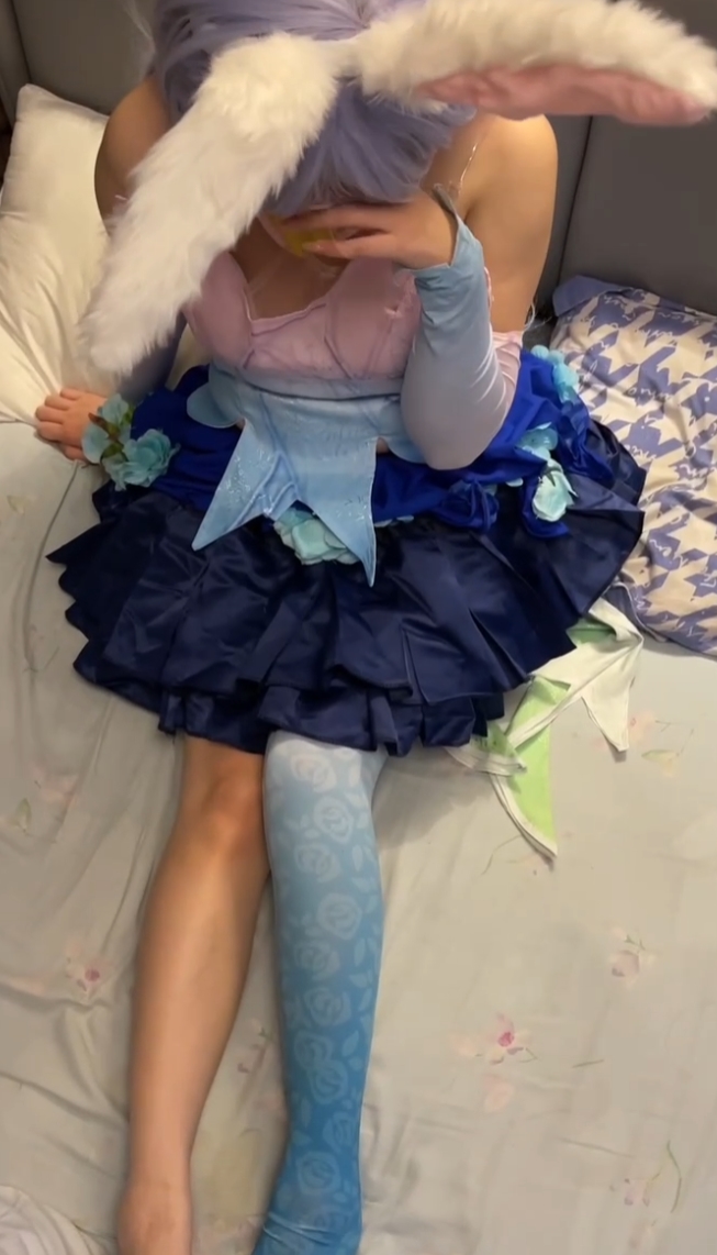 福利姬Akira线下约会福利14V5.2G，收藏百度ED2K