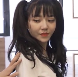 MDX0031女高中生的秘密1V710M，美女大学生上门服务