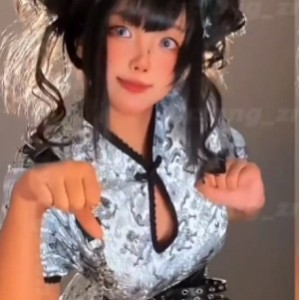 网红抖音AI热舞合集33V170M，定制去衣视频，欣小萌巫令儿等人气主播。