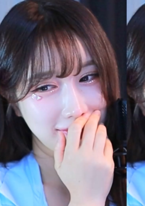 韩国大罩杯女主播蕾颖月热舞小合集9V1.7G，五一福利搬运分享