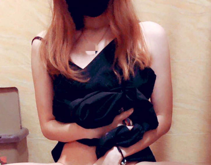 推特优质玩物抖M私拍合集249P42V299M，展示束缚三洞，尺度到位