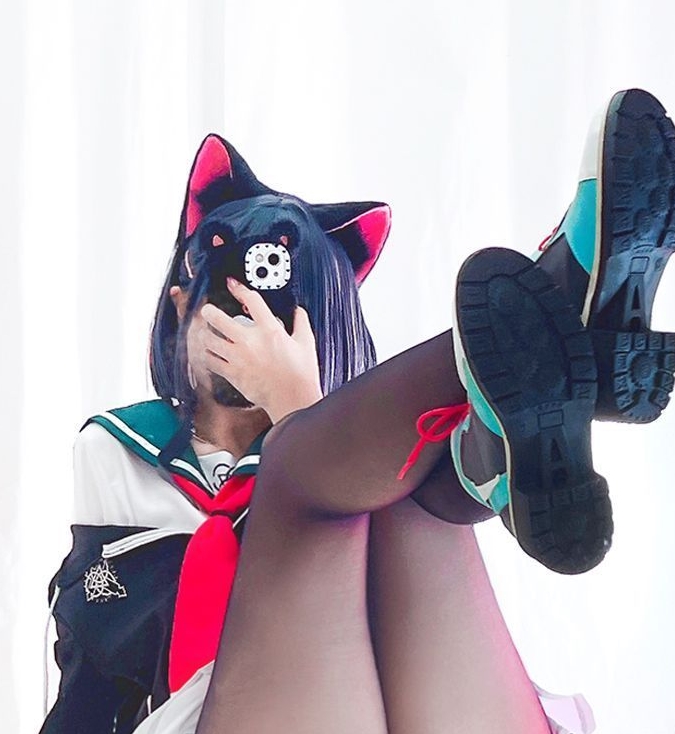 美女coserAyame福利合集32V1.95G，百度ED2K收藏148