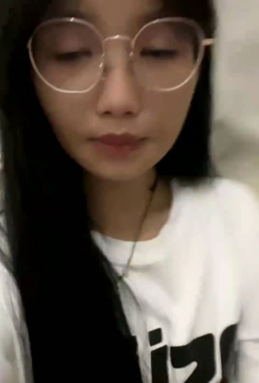 百度眼镜学妹十四诗宿舍直播合集138部118.8G，收藏604