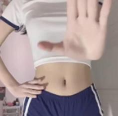 奶熊有尺度舞蹈合集5部5.7G，妹子可爱美腿纤细