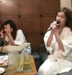 抖音情侣诱惑自拍合集917M240V感觉