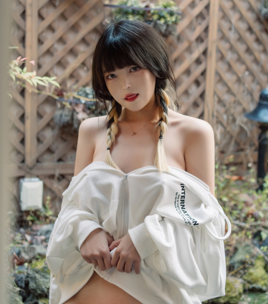 推特Aram浴室优质白嫩热舞百部28.3G太欲了