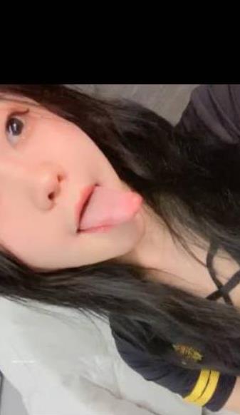 苏苏耶学生嫩妹1.3G百合视频合集超甜