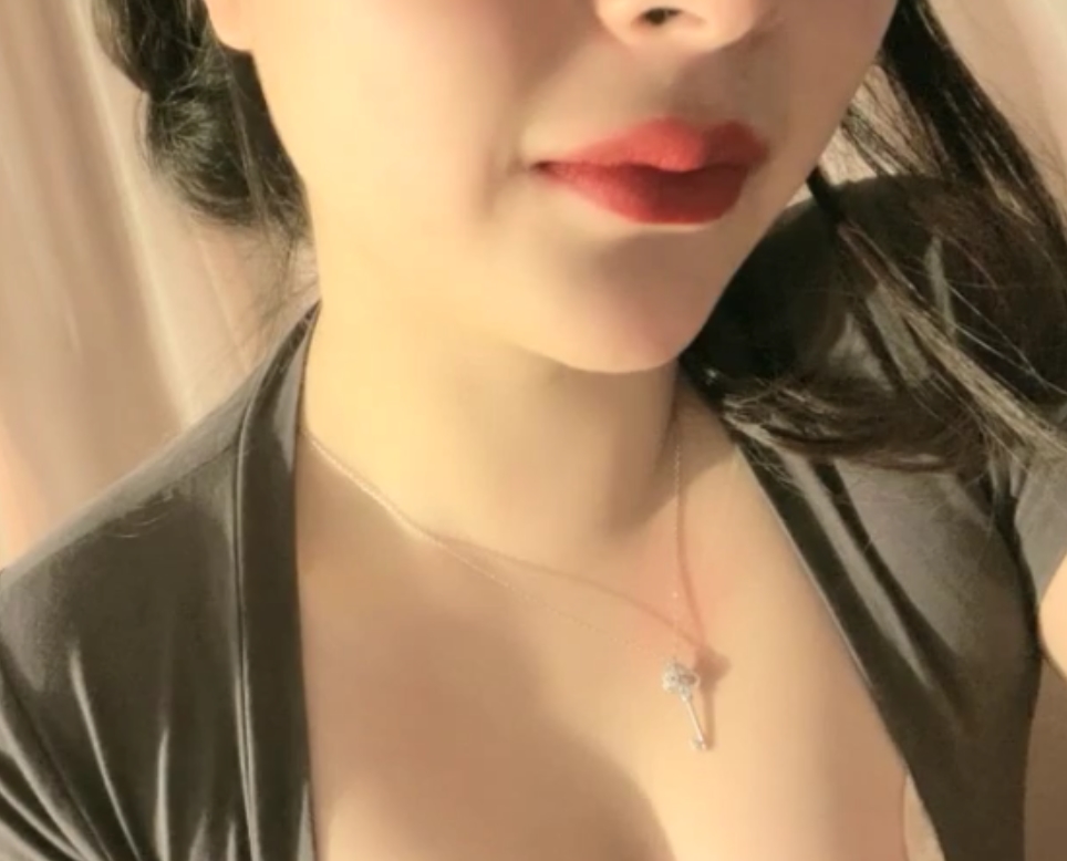 超嗲小奶瓶会所下班实录37部30G优质珍藏