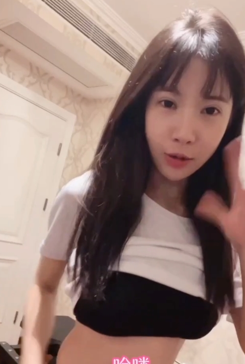 推特御姐私房77部绝赞收藏4.45G奶凶大灯