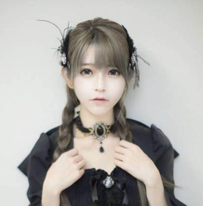 熊猫橙橙室外展示视频合集88部108G太顶了