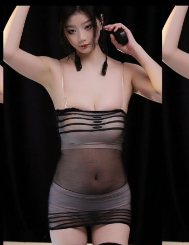 耶耶CC群福利定制6部2.1G超顶身材