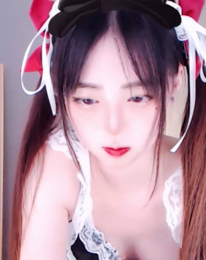 CC椰羊妹妹绝密展示热舞视频8V774MB浴室特写