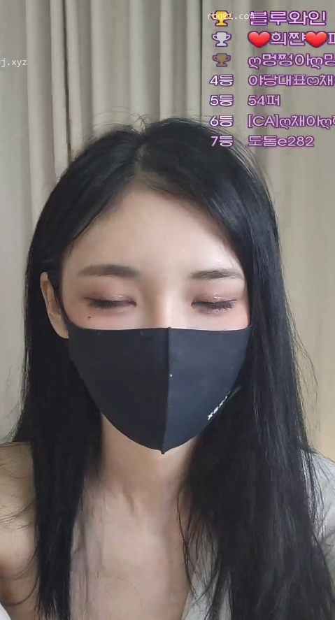 INS萌妹iamriri舞蹈合集80部21G优质身材